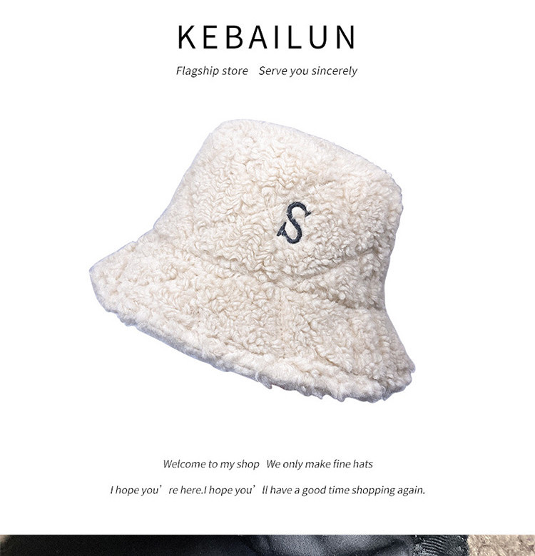 Ανδρικό πουπουλένιο καπέλο με κέντημα