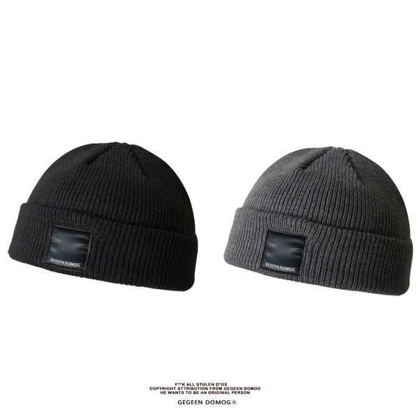 Ανδρικό πλεκτό καπέλο χειμερινό με έμβλημα