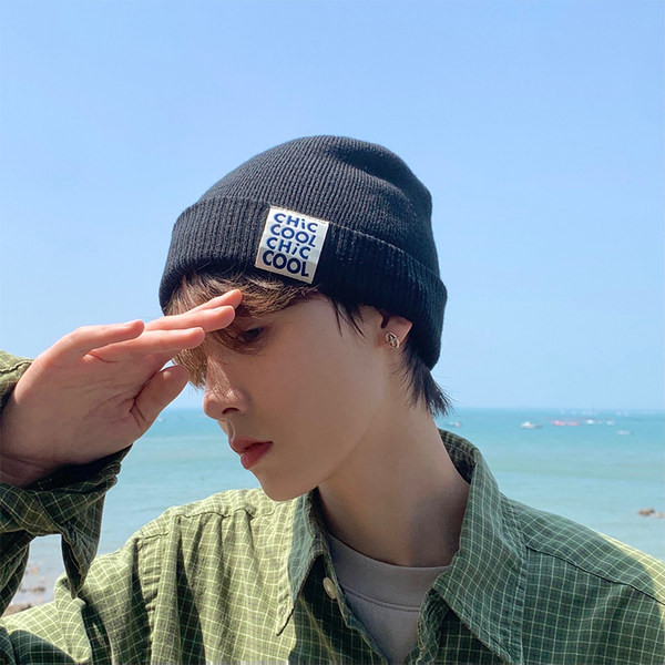 Καθημερινό χειμερινό καπέλο με έμβλημα