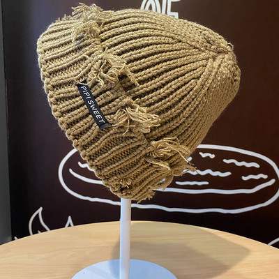 Ανδρικό καπέλο casual με έμβλημα σε πολλά χρώματα