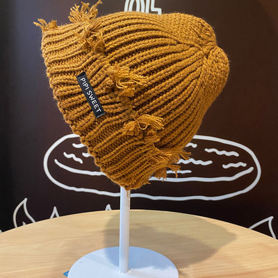 Ανδρικό καπέλο casual με έμβλημα σε πολλά χρώματα