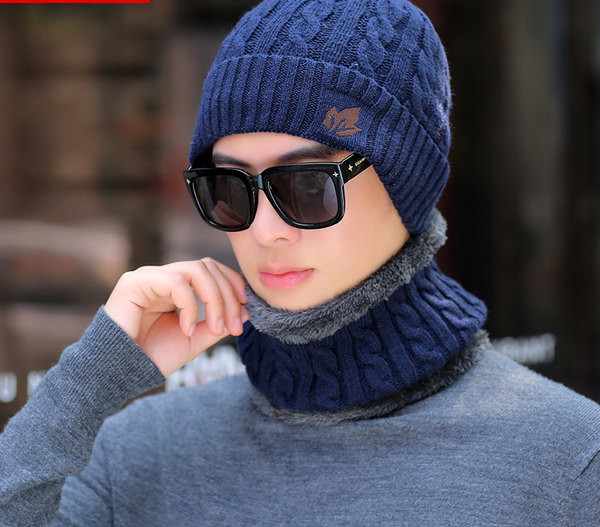 Ανδρικό καπέλο casual με κασκόλ