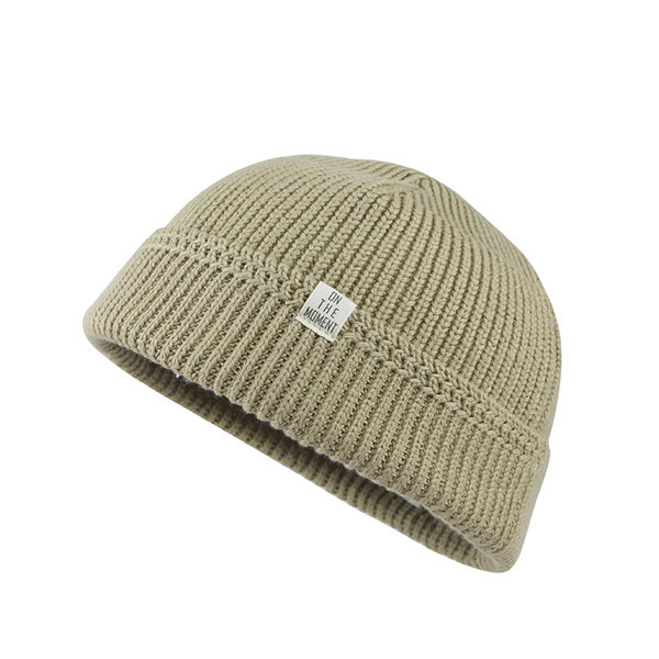 Muška pletena kapa pogodna za zimu