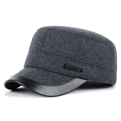 Naujo modelio vyriška žieminė kepurė su metaline emblema