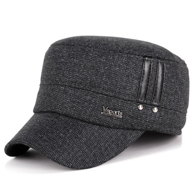 Naujo modelio vyriška žieminė kepurė su metaline emblema