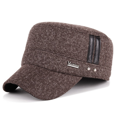 Naujo modelio vyriška žieminė kepurė su metaline emblema