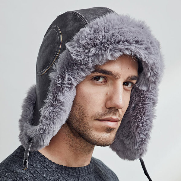 Ανδρικό χειμερινό καπέλο με πουπουλένια φόδρα