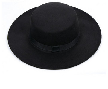 Vyriška kepurė su retro stiliaus krašteliu