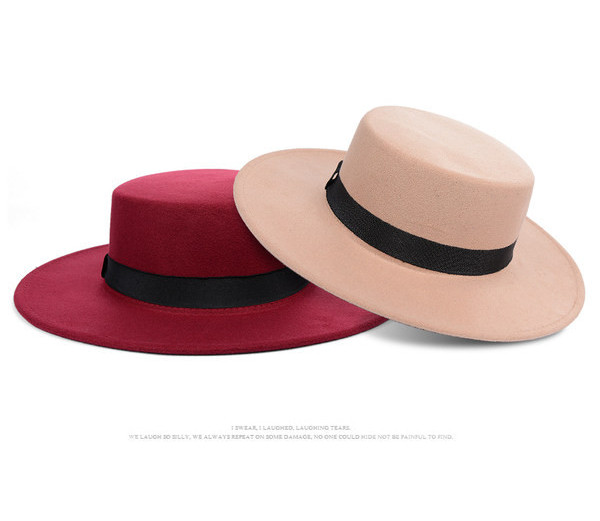 Vyriška kepurė su retro stiliaus krašteliu