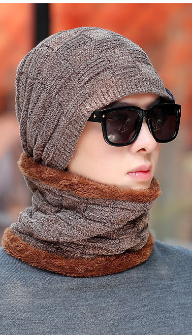 Muška zimska vunena kapa sa grbom