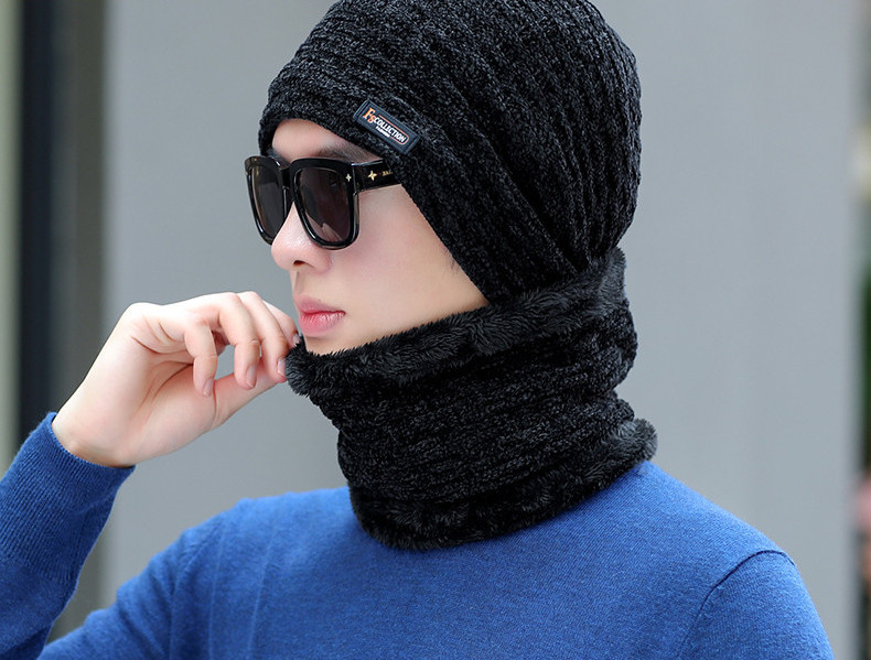 Muška zimska vunena kapa sa grbom