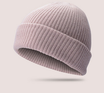 Πλεκτό ανδρικό καπέλο μονόχρωμο