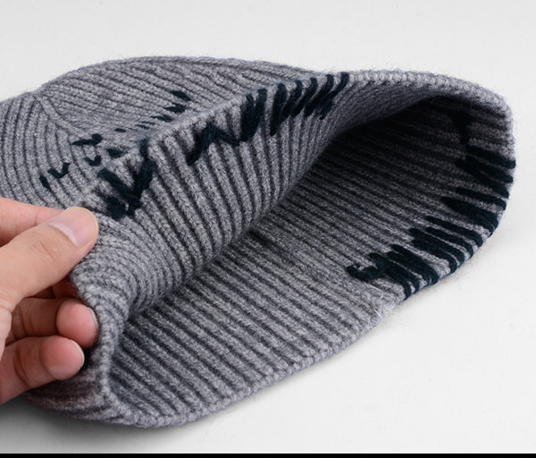 Νέο μοντέλο ανδρικό καπέλο με σχέδιο σε γκρι και μαύρο χρώμα