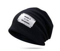 Ανδρικό μοντέρνο καπέλο με έμβλημα