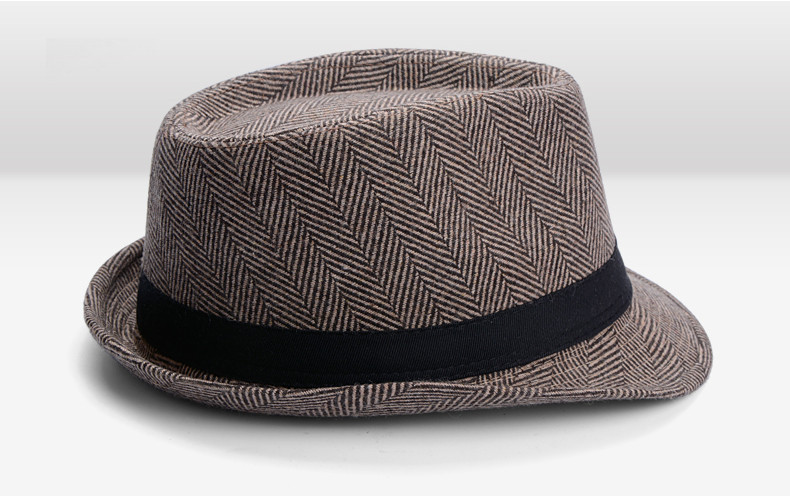 Ανδρικό καπέλο σε τέσσερα χρώματα