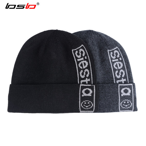 Ανδρικό χειμερινό καπέλο με επιγραφή