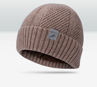 Γυναικείο χοντρό καπέλο με ζεστή φόδρα