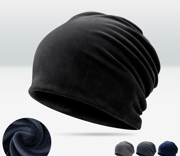 Kelių spalvų vyriška kepurė tinkanti rudeniui ir žiemai