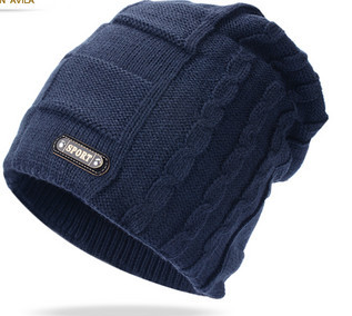 Χοντρό χειμερινό καπέλο με έμβλημα