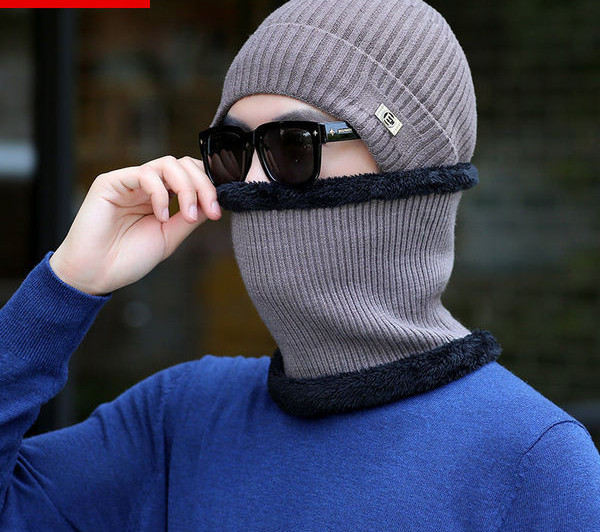 Πλεκτό καπέλο και κασκόλ για άνδρες