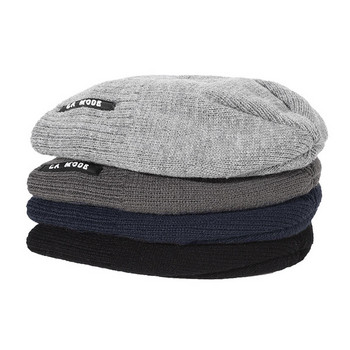 Зимна мъжка шапка с топла подплата в сив и черен цвят 