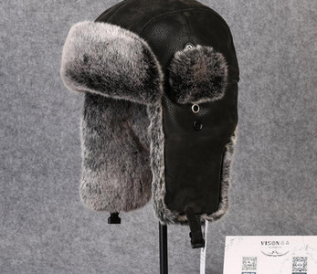 Ανδρικό καπέλο με ζεστή φόδρα και κούμπωμα