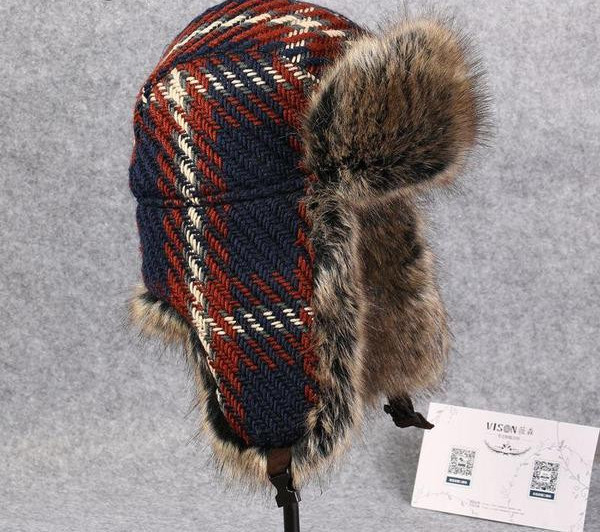 Muška karirana kapa naušnica s perom