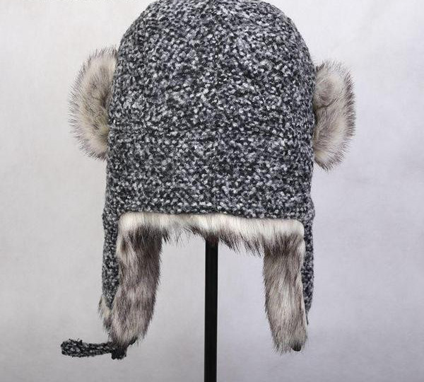 Μάλλινη χειμερινή σκουφιά με φόδρα από eco γούνα