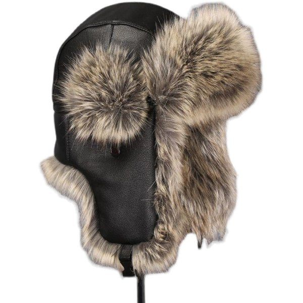 Μοντέρνο χειμωνιάτικο καπέλο από έκο δέρμα με πούπουλο