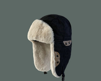 Κομψό ανδρικό καπέλο με πούπουλο και αυτιά