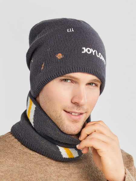 Πλεκτό ανδρικό καπέλο με επιγραφή