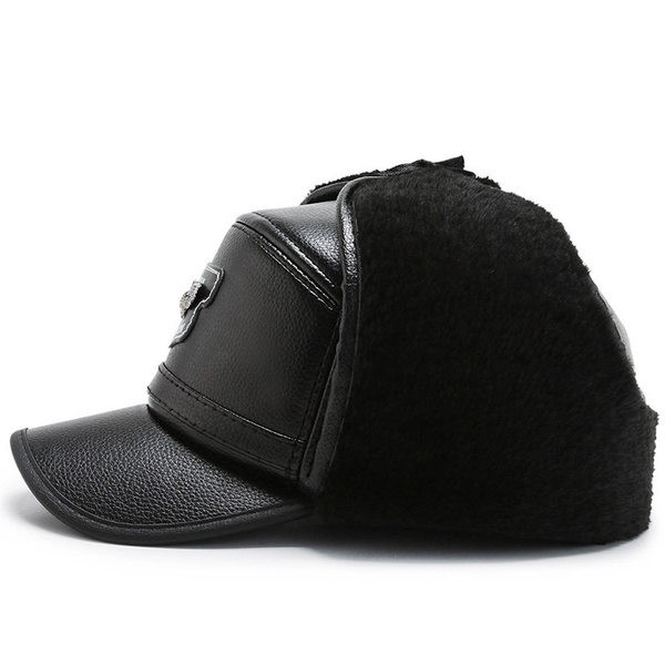 Muška kožna kapa sa grbom