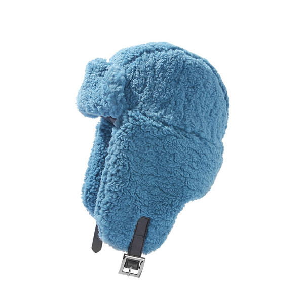 Χειμωνιάτικο ζεστό καπέλο με μεταλλικό κούμπωμα