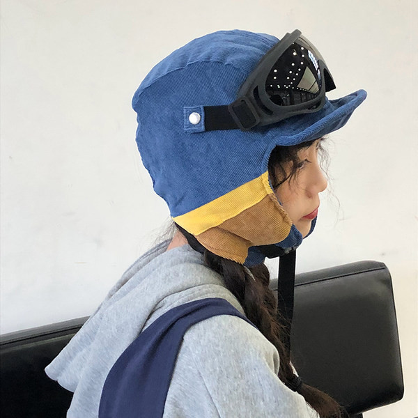 Vjetrootporna kapa sa naušnicama i naočalama za muškarce i žene