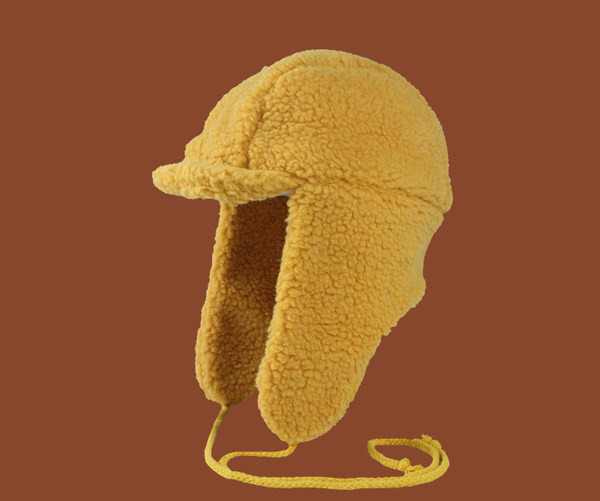 Čupava muška kapa na vezice - različite boje