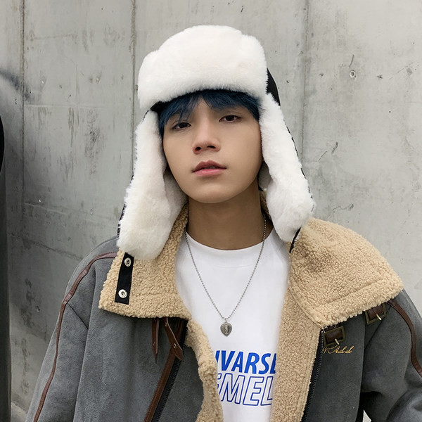 Ανδρικό χειμερινό καπέλο με έμβλημα