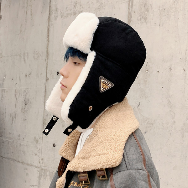 Ανδρικό χειμερινό καπέλο με έμβλημα