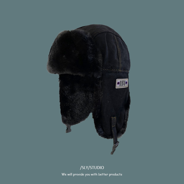 Muške naušnice s amblemom i dolje