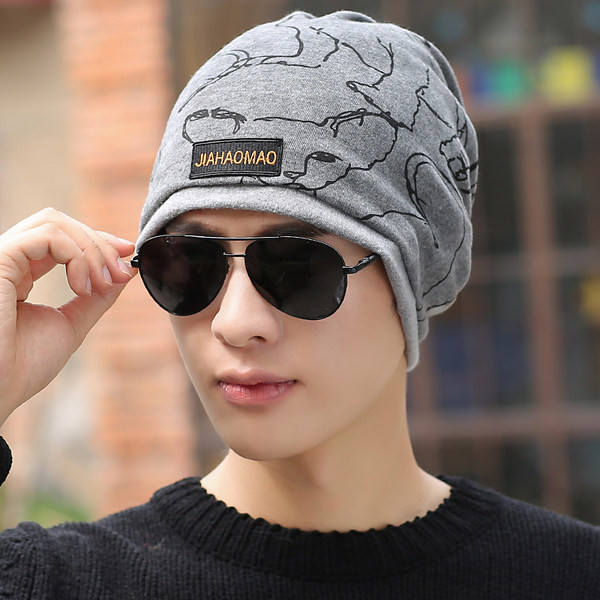 Ležerna muška kapa sa grbom