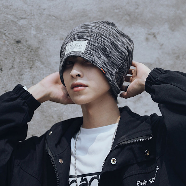 Muška jesensko-zimska kapa sive boje