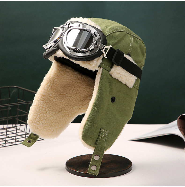 Muška avijatičarska kapa s toplom postavom i kopčanjem na gumbe