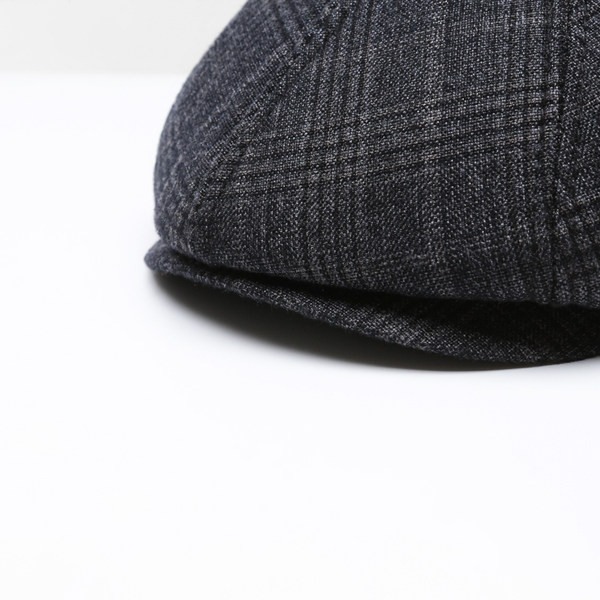 Vyriškos languotos vilnos kepuraitės