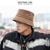 Novi model muške kape tipa idiot