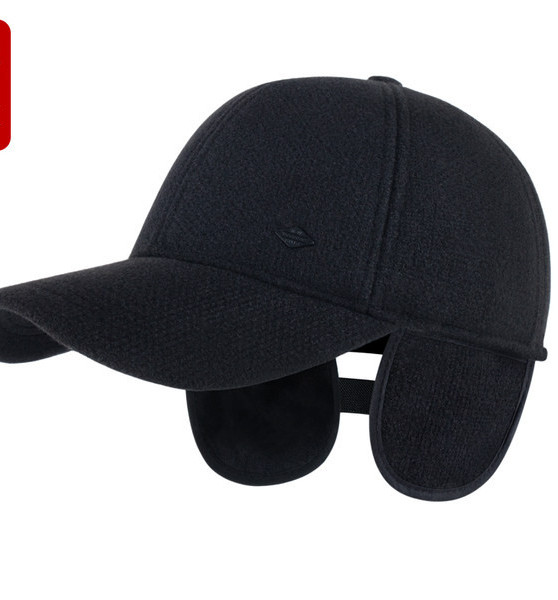 Vunena kapa s bejzbolskom kapom