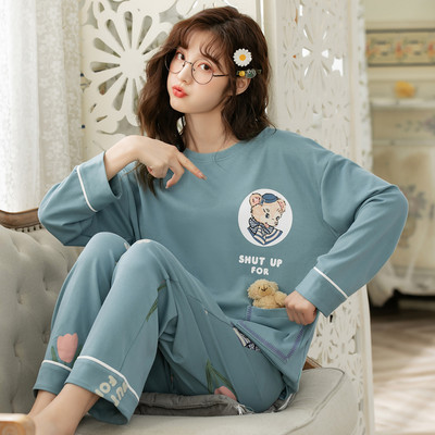 Дамска модерна пижама в различни модели и цветове