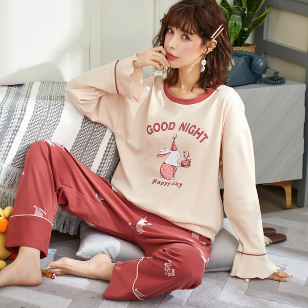 Pijamale de dama in doua parti cu aplicatie