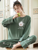 Ženska ležerna pidžama iz dva dijela sa aplikacijom