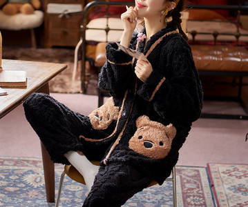 Нов модел дамска пижама от две части -няколко цвята