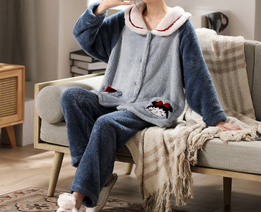 Нов модел дамска пижама от две части -няколко цвята