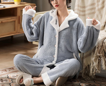 Нов модел дамска пижама от две части -няколко цвята